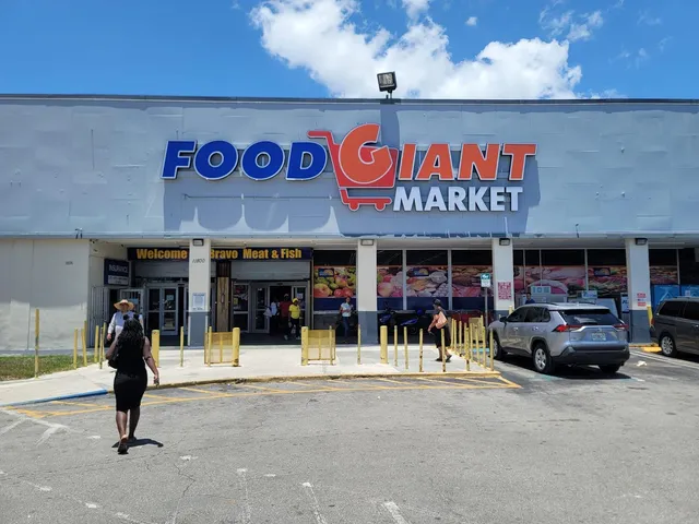 Food Giant Market