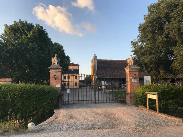 Agriturismo Corte Virgiliana