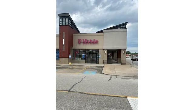 T-Mobile Authorized Retailer