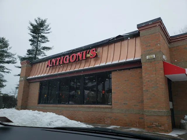 Antigoni’s Pizza Brunswick