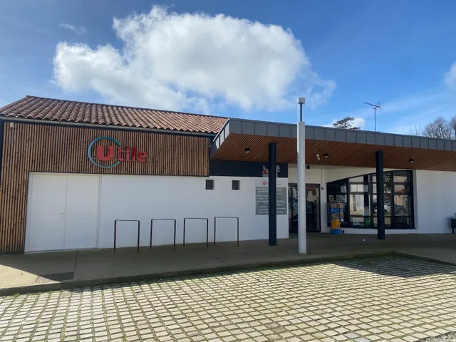 USEFUL The Flocellière