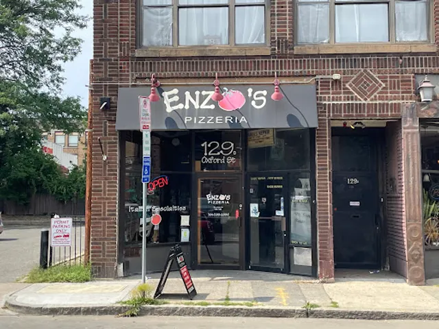Enzo's Pizzeria