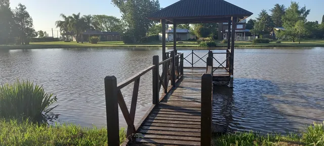 SOLARES DEL CARCARAÑÁ.Barrios de residencias.