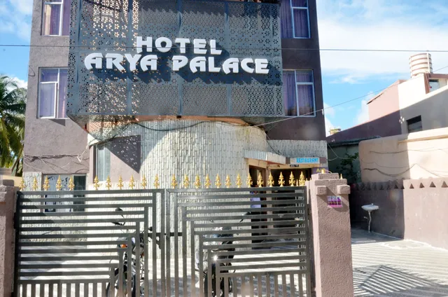 Hotel Arya Palace