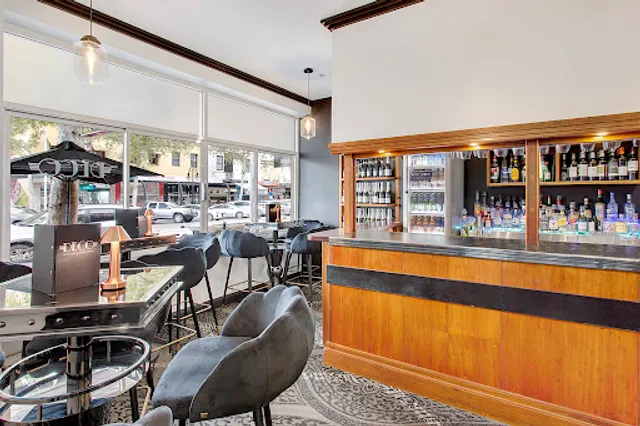 DECO Wine Bar & Restaurant