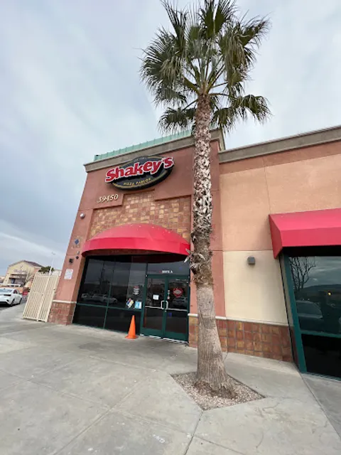 Shakey's Pizza Parlor
