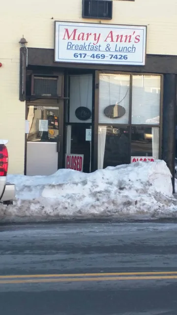 Mary Ann's Breakfast & Lunch