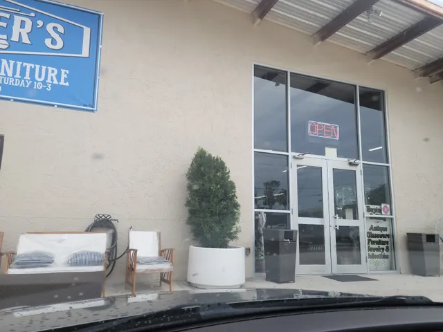 Berner's Furniture & Marketplace