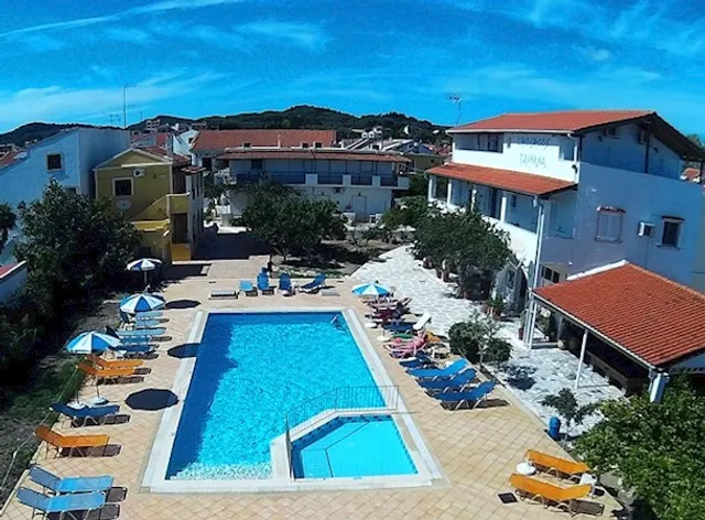 LIKOURGOS BEACH APARTMENTS