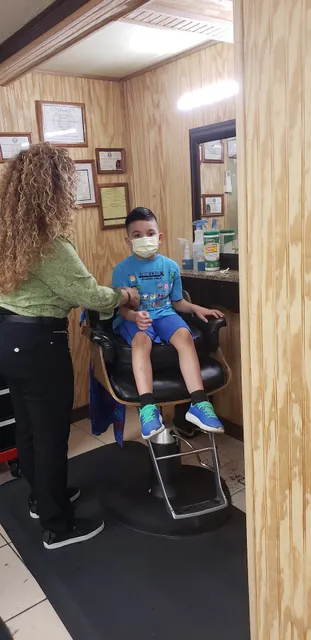 Susy's Beauty Salon #1