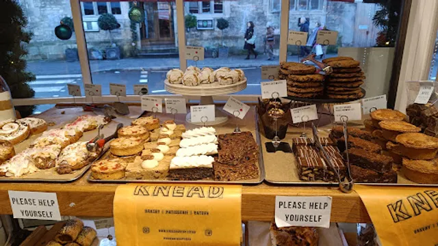 KNEAD Tetbury