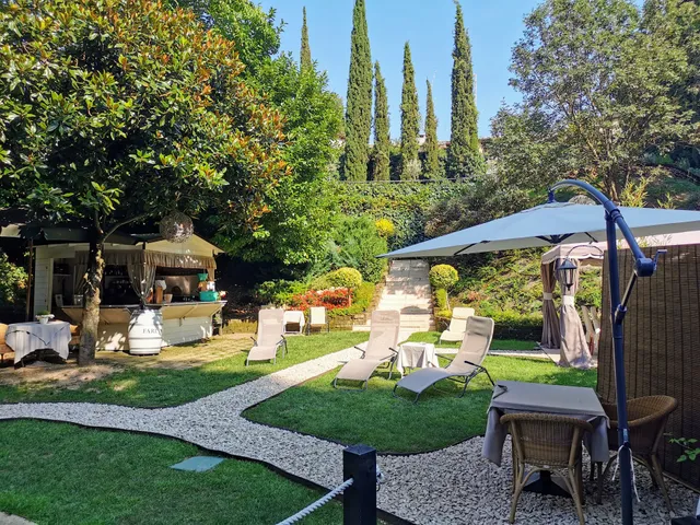 B & B Platani Resort