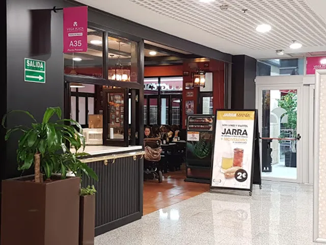 100 Montaditos – Vega Plaza