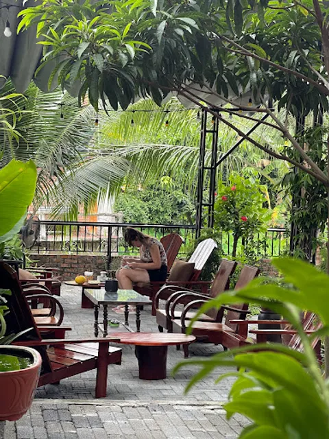 Bờm’s Coffee & Food