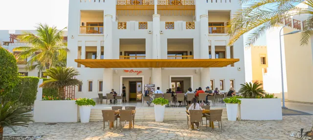 Jebel Sifah Suites