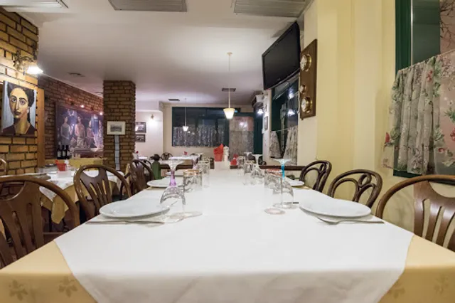 Frýni Sto Mólo (Toad at Molos)