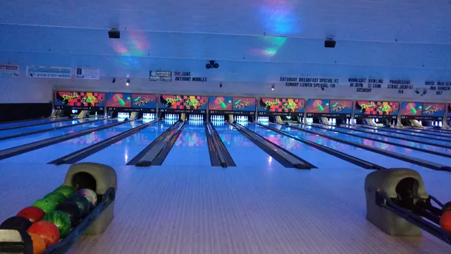 Hudson Lanes and Games