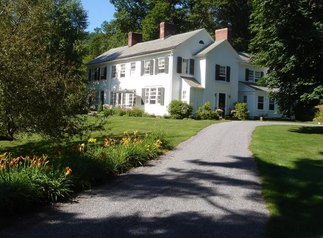 Squire House Bed & Breakfast