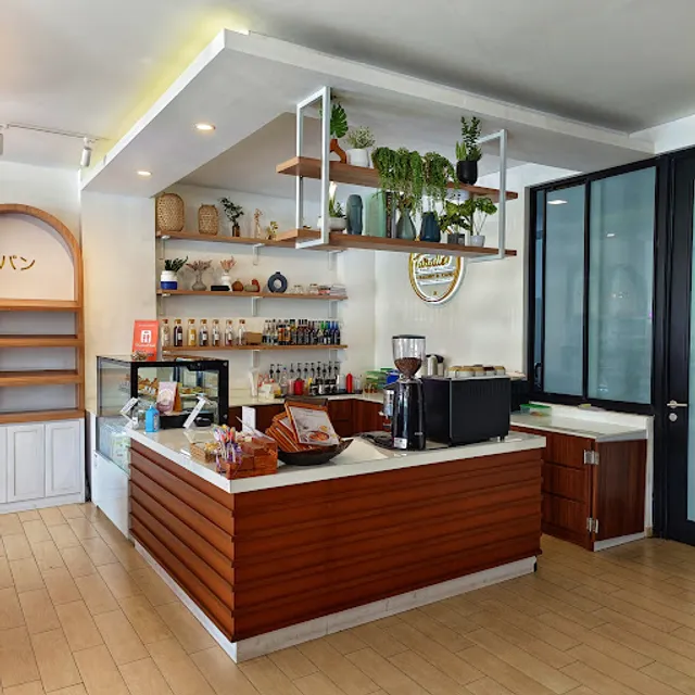 Taralle bakery and cake