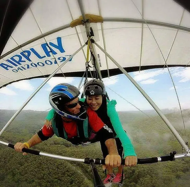 Air Play Hang Gliding