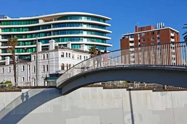 St Kilda Esplanade Market