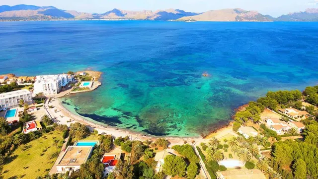 Platja Es Morer Vermell