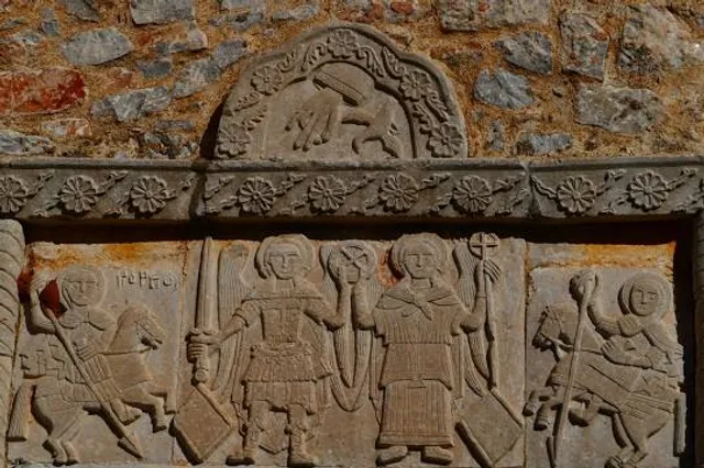 photo-1