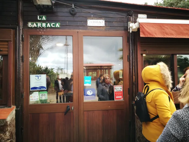 مطعم المأكولات البحرية لا باراكا ماريتيما