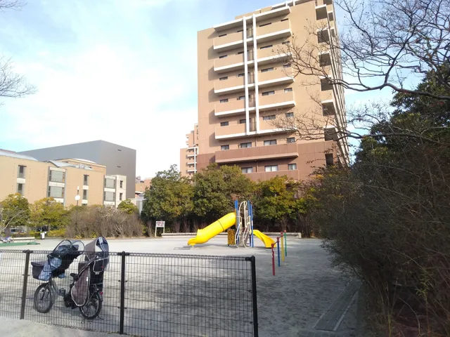 Hisamotokamoimachi Park
