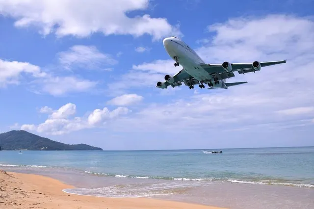 Mai Khao Beach - Airport viewpoint