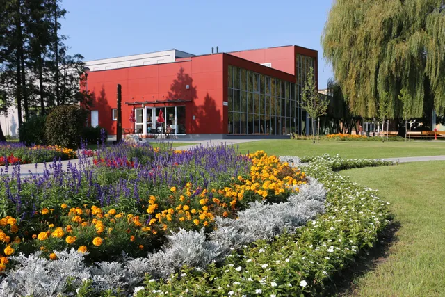 Nagyatádi Kulturális és Sport Központ