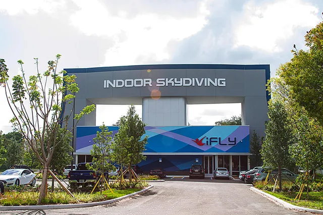 iFLY Indoor Skydiving - Fort Lauderdale