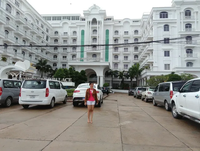 White Sands Palace Hotel