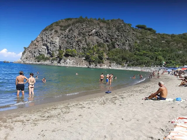 Spiaggia di San Montano