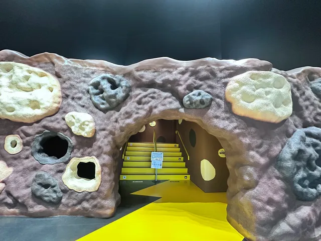 Black Thunder Waku-Zaku Factory