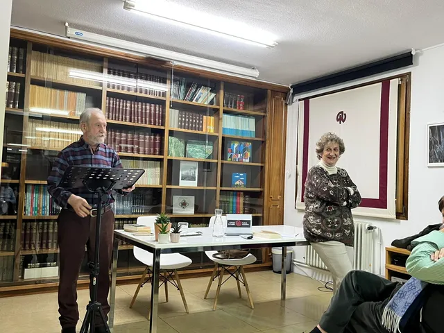 Ateneo Navarro / Nafar Ateneoa