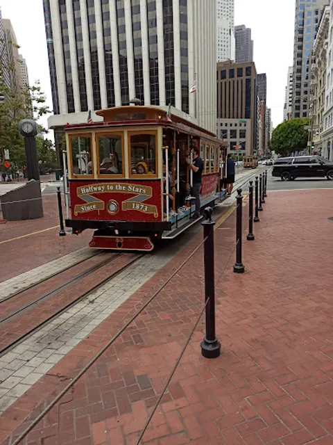 California Cable Car (East)