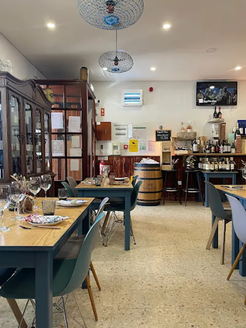 Taberna by Lucia Ribeiro