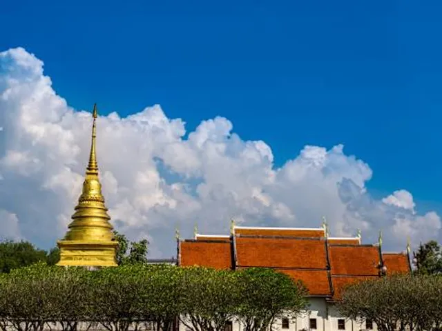 Wat Phra That Chang Kham Worawihan