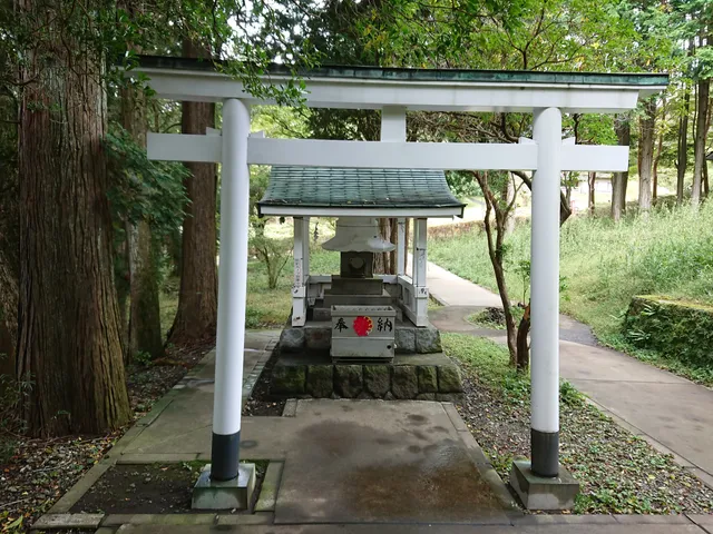 Hakuryū Shrine