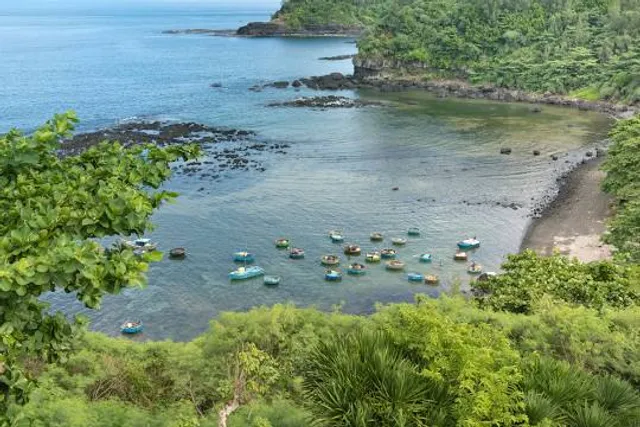 Hải Đăng Ba Làng An