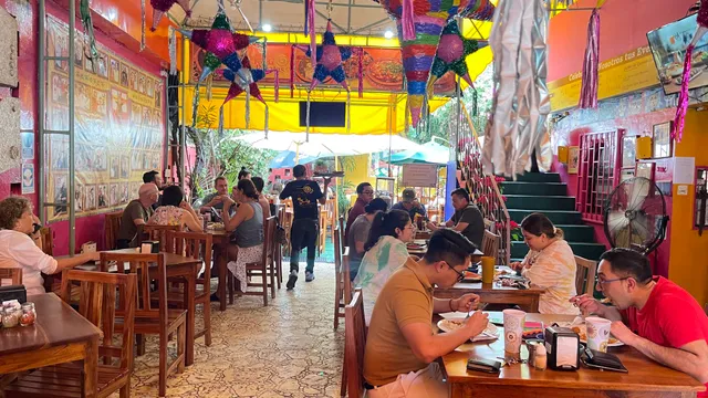 Restaurante La Fonda de las Piñatas