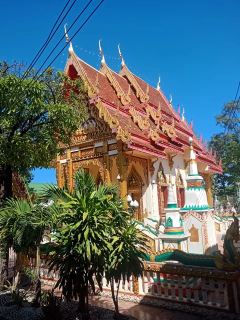 Wat Charoen Phon