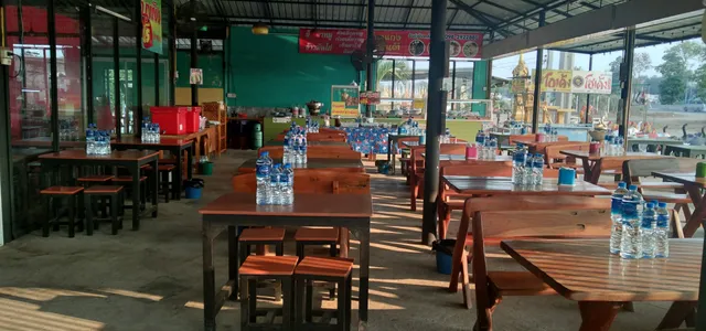 ร้านข้าวแกงการันตี สาขา1 มหาราช