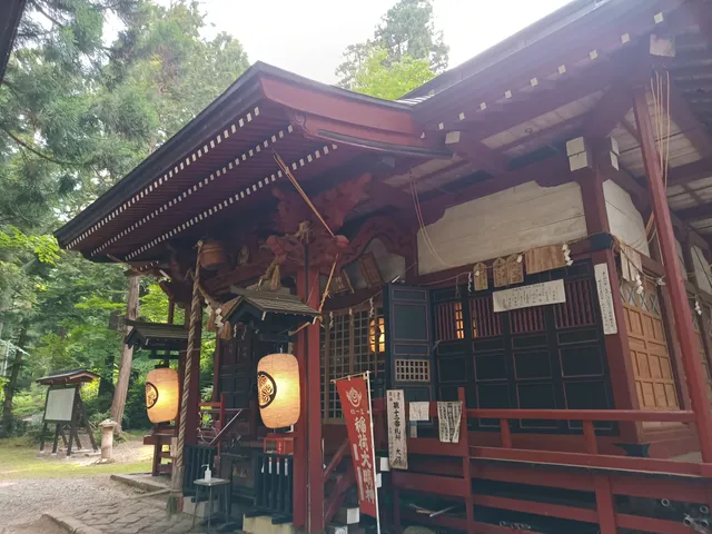 Ukishimainari Shrine