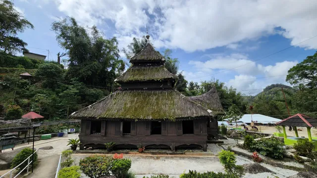 Tuo Kayu Jao Mosque