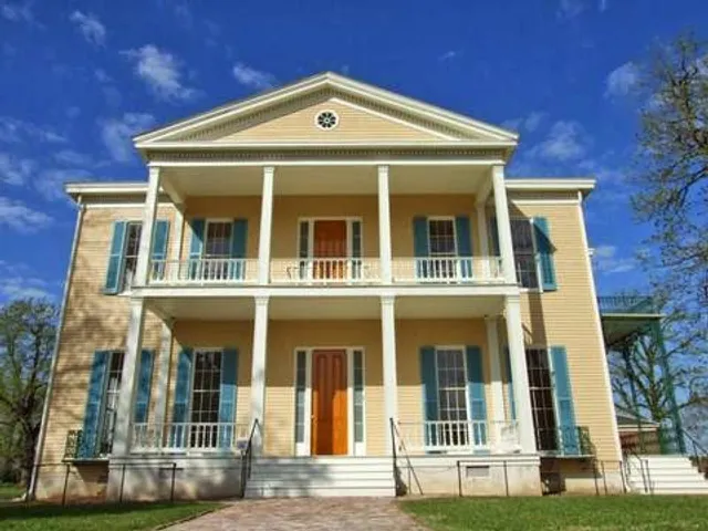 Lakeport Plantation Museum