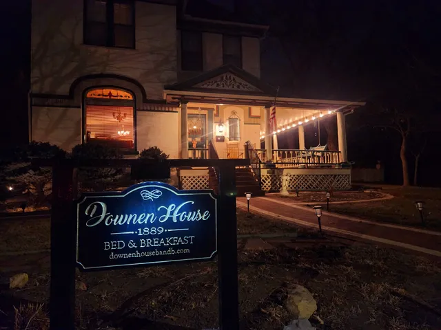 Downen House Bed & Breakfast