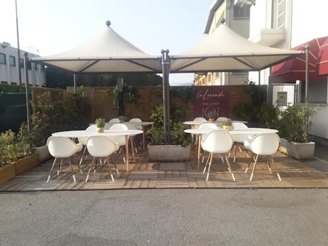 La Locanda Degli Artisti Di Roncoroni Noemi