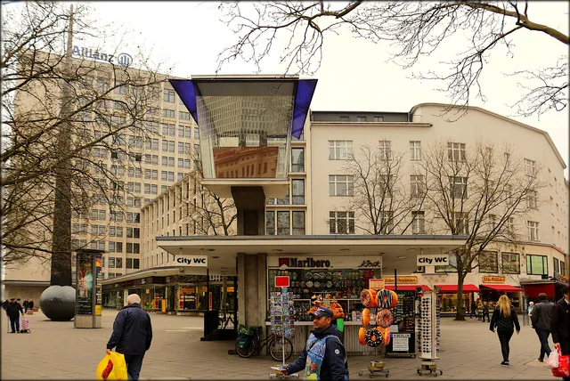 Verkehrskanzel Joachimsthaler Platz